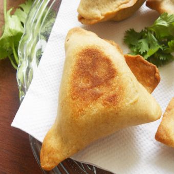 Nisas Vegetable Samosas-50x85g03